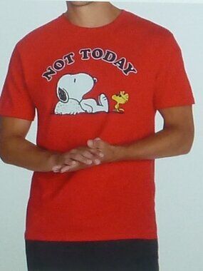 Peanuts Snoopy Woodstock Not Today Red T-Shirt Small
